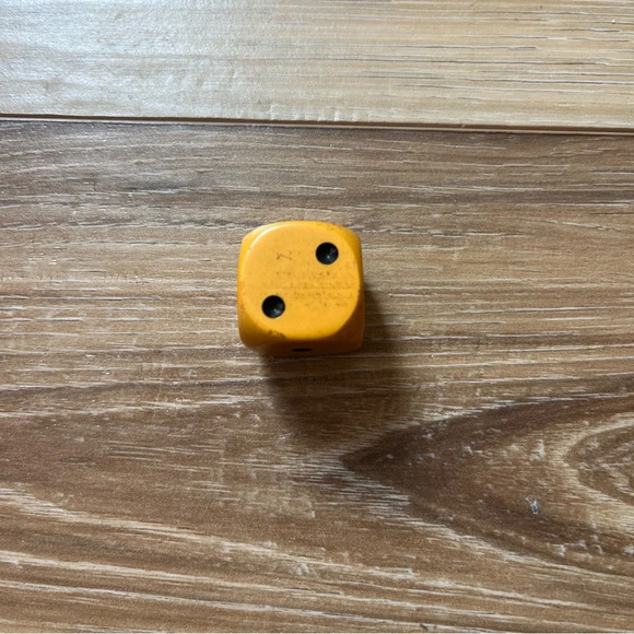 Art deco Czechoslovakia butterscotch bakelite oversize rounded dice Rare Collect - Picture 9 of 9